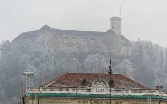 Castello di Lubiana nella nebbia, Slovenia